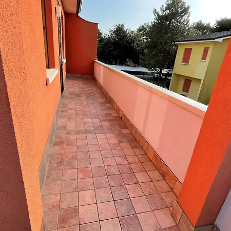 Apartmán Flat In A House With Shared Pool