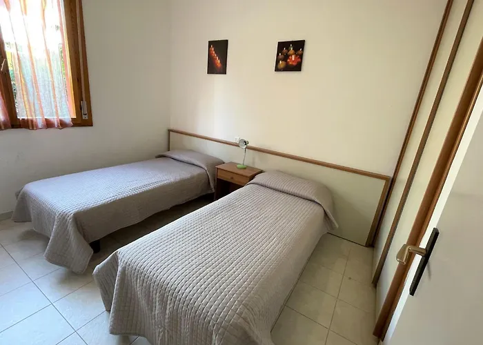 Flat In A House With Shared Pool